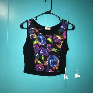 Floral Crop-Top